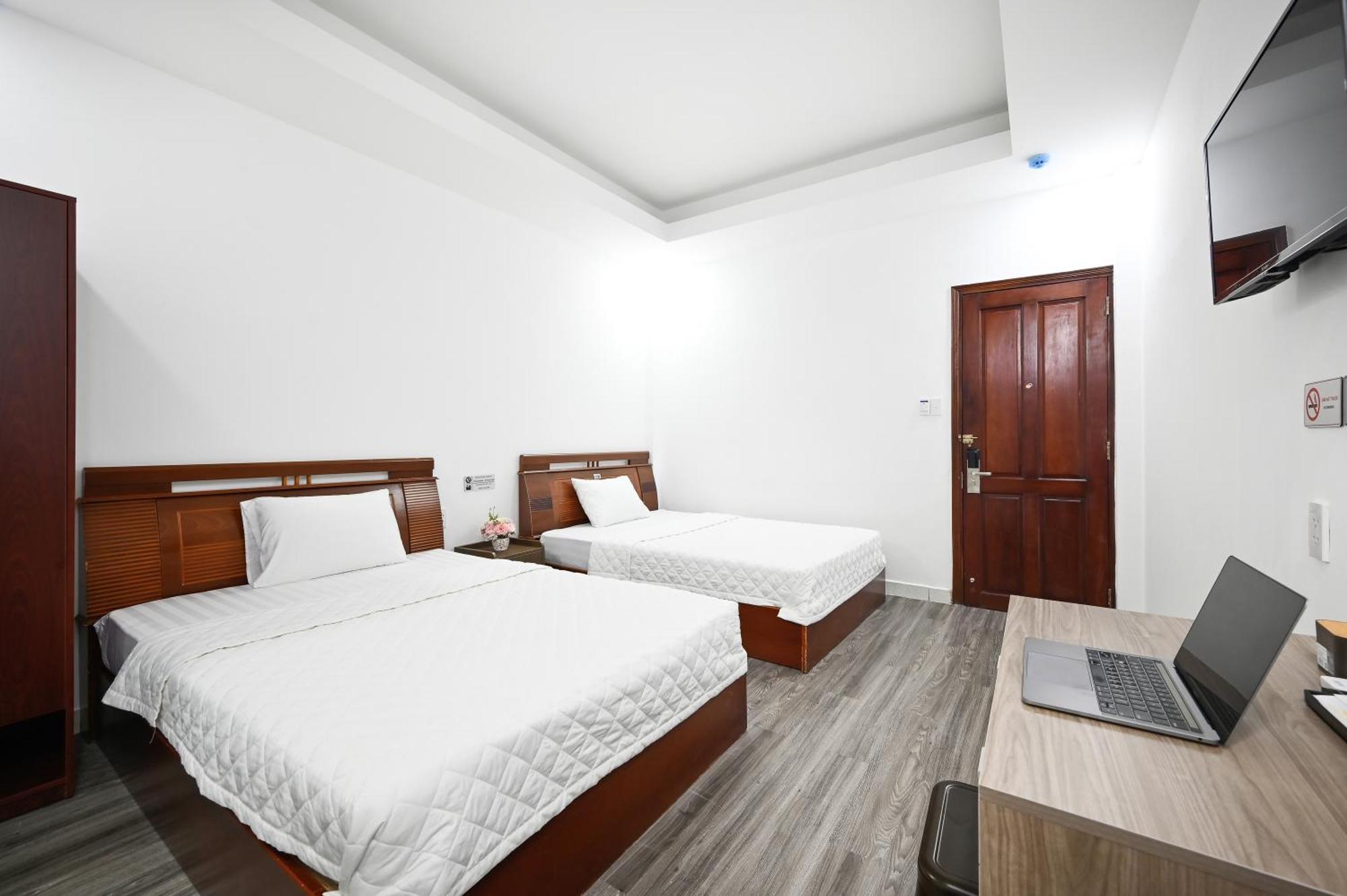Yoko Airport Saigon Hotel Хошимин Екстериор снимка